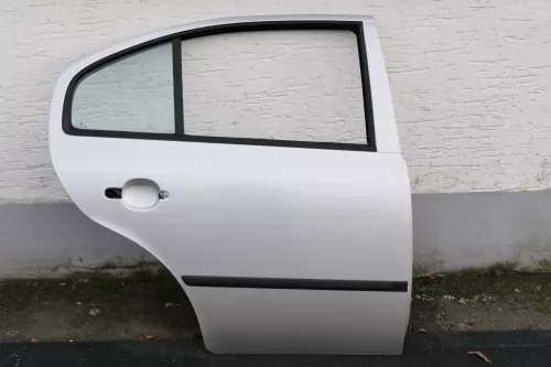 Skoda Octavia 1U Limousine Tür hinten rechts silber 9102 LF7T
