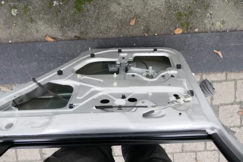 Skoda Octavia 1U Limousine Tür hinten rechts silber 9102 LF7T (118356)