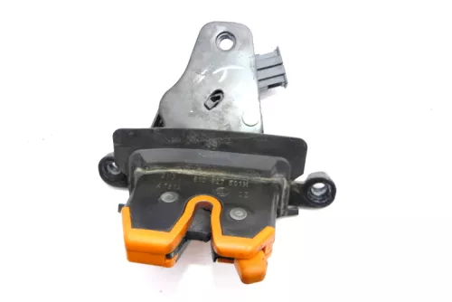 Skoda Fabia 6Y Heckschloß Schloß unten an der Heckklappe 6y0827501M