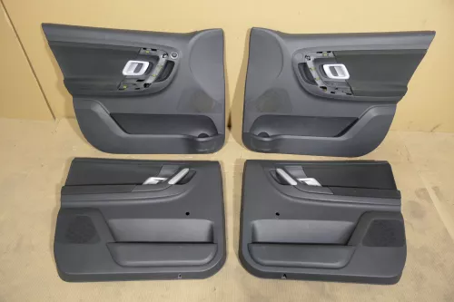 4 x Skoda Fabia 5J Stufenheck Türverkleidung Verkleidung Tür vorne hinten links