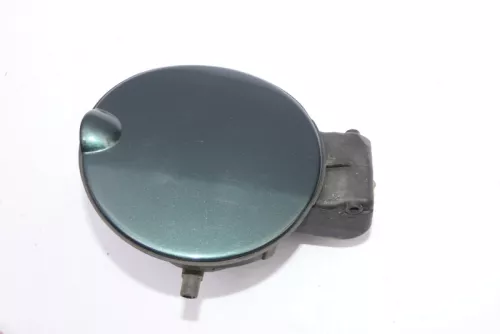 Skoda Fabia 6Y2 Limousine Tankdeckel Deckel Tank Tankverschluß grün 9572