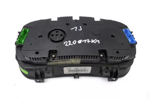 VW Golf 4 Tacho Tachometer Kombiinstrument 220.000km 1J0919861 1,4 16V 75PS 55kw (118992)