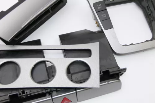 VW Passat 3C Mittelkonsole Verkleidung um Navi Klappe Abdeckung Dekor silber --- (119457)