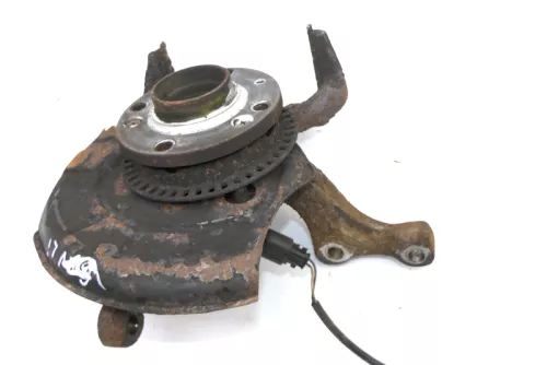 VW Golf 3 Vento Radnabe mit ABS vorn links Achsschenkel Radlager mi Sattelhalter