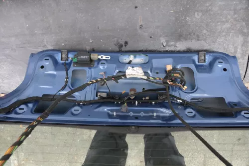 Audi A3 8L Facelift Heckklappe Kofferraumklappe Klappe hinten blau LW5Z (120295)