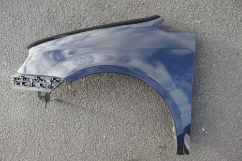 VW Touran 1T Kotflügel vorne links schwarz LC9Z 1T0821021A ca.2003-2006 metallic