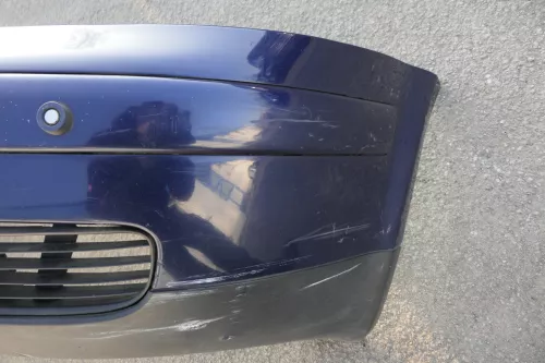 VW Passat 3B Stoßstange vorne Frontstoßstange Stoßfänger blau LB5N (120659)