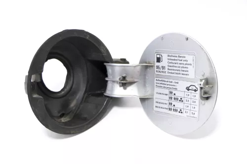 VW Golf 4 Limousine Tankdeckel Deckel Tank Tankverschluß silber LA7W reflex 