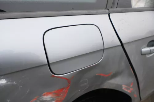 Audi A4 8K B8 Tankdeckel Tankklappe Tank Deckel Klappe Grau LY7G (120669)