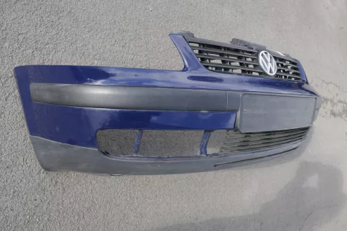 VW Passat 3B Stoßstange vorne Frontstoßstange Stoßfänger vorne blau LA5E (120742)