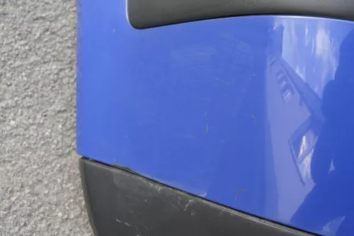 VW Golf 4 Limousine Stoßstange hinten Heckstoßstange Stoßfänger blau LA5C (120769)