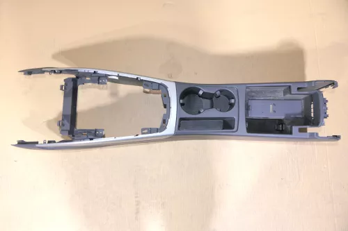 Audi A4 8K B8 Mitteltunnel hinten Verkleidung um Handbremse titanschwarz schwarz (120772)