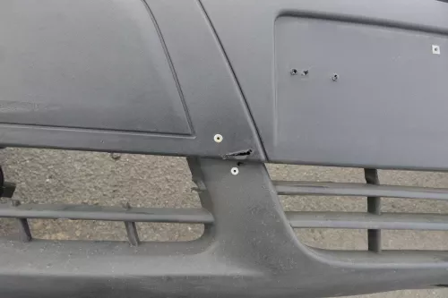 VW Fox 5Z Stoßstange vorne Stoßfänger schwarz - Bilder - Bastler! (120811)