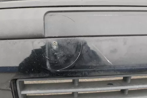 VW Golf 4 Stoßstange vorne Frontstoßstange Stoßfänger vorn schwarz LC9Z SWR (120815)