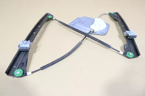 VW Golf 5M Plus elektrischer Fensterheber elektrisch vorne links Fahrertür (120911)