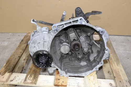 VW Touran 1T3 Getriebe MDM 1.6TDI 5-Gang Schaltgetriebe ca. 170.000km Start Stop