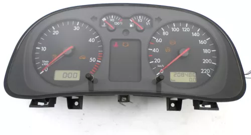 VW Golf 4 Tacho Tachometer Kombiinstrument 208.000km 1J0920802E 1,9 TDI 66kw 81k