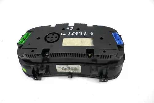 VW Golf 4 Tacho Tachometer Kombiinstrument 264 000km 1J0920802 1,4 16V 75PS 55kw (121076)