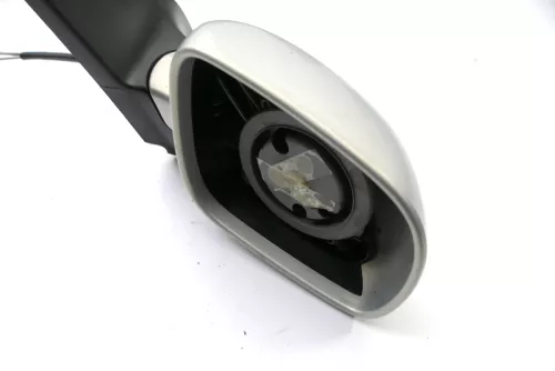 VW Golf 4 Bora manueller Spiegel vorne rechts Außenspiegel Ohne Glas Silber LB7Z (121088)