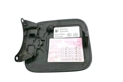 Audi A3 8L Tankdeckel Klappe Tankklappe Tank Schwarz LY9B (121213)