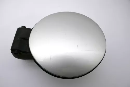 Skoda Octavia 1U Kombi Combi Tankdeckel Deckel Tank Tankverschluß silber 9102 xx