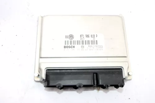 VW Passat 3B Steuergerät Motor Motorsteuergerät 2,3 110kw 150PS AGZ 071906018P