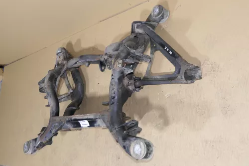 VW Touareg 7L Achse hinten Hinterachse Aggregateträger Achsträger 7L0599030N (121613)