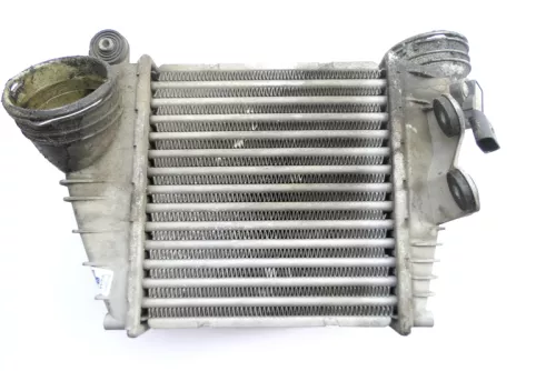 VW Golf 4 Audi A3 8L Ladeluftkühler Ladeluft Kühler 1J0145803M ASZ 96kw 