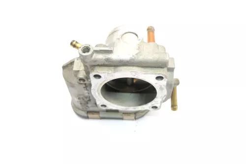 VW Golf 4 Bora Drosselklappe 2,0 85kw 115PS AZJ 06A133062Q 06A133062D (122121)