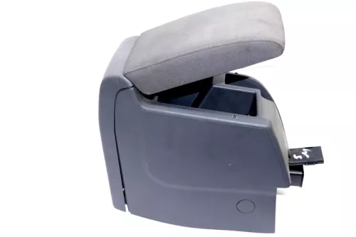 VW Golf Plus Mittelarmlehne Armlehne Lehne mitte original verschiebar 99,90 (122435)