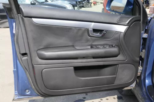 4x Audi A4 8E B6 Türverkleidung Verkleidung Tür vorne hinten links schwarz soul