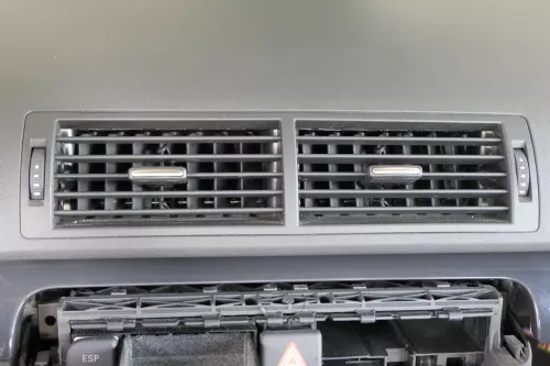 Audi A4 8E B6 B7 Lüftungsdüse Düse Lüftung Mitte 8E0820951H Lüftungsgitter (122717)