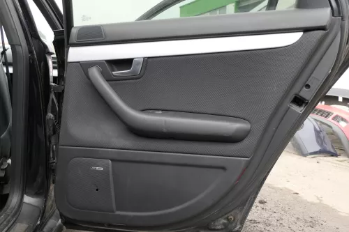 4x Audi A4 8E B7 Türverkleidung Verkleidung Tür vorne + hinten Bose S-line (122779)