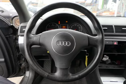 Audi A4 8E B6 B7 Lenkrad 3-Speichen 8E0124A 8E0419091CR 8UD (122783)