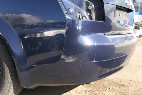 Audi A4 8E B6 Limousine Stoßstange hinten mit Spoiler blau LZ5J (122913)