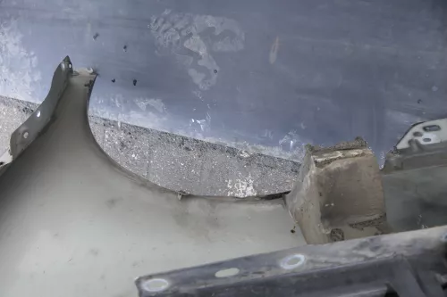 VW Touran 1T Kotflügel vorne rechts schwarz LC9Z 1T0821022A ca.2003-2006 met (123014)