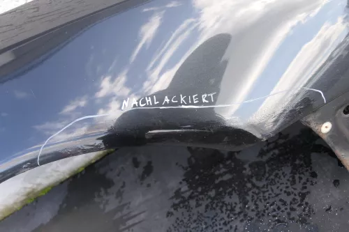 Audi A4 B5 (bis caMitte1999 Bild vergleic) Kotflügel vorne rechts schwarz LZ9U v (123275)