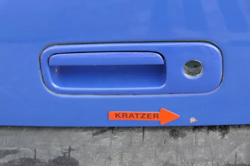 VW Polo 6N2 Heckklappe Klappe hinten Kofferraumklappe blau LA5C - Scheibe (123587)