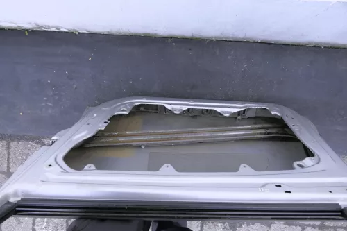 Skoda Fabia 6Y Kombi + Limousine Tür vorne rechts Beifahrertür grau silber LF7T (123600)