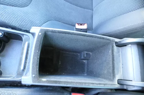 VW Passat 3C Mittelarmlehne Armlehne Fach original schwarz Stoff 3C0864221B (125022)