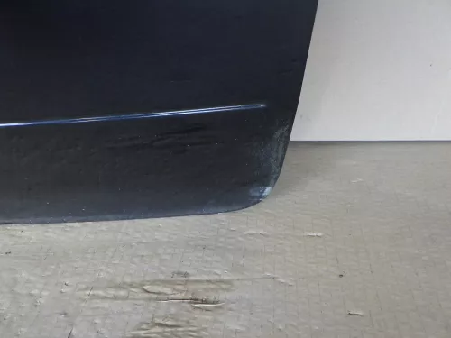 VW Passat 3B Kombi Variant Heckklappe Klappe hinten mit Scheibe schwarz LC9Z (125448)