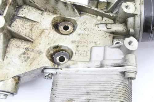 VW Polo Golf Ölkühler Halter 06J903143AH BZB Halter Lichtmaschine (125662)