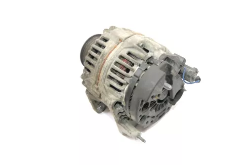 VW T4 Lichtmaschine Generator 074903027K 90A 14V Bosch (126152)