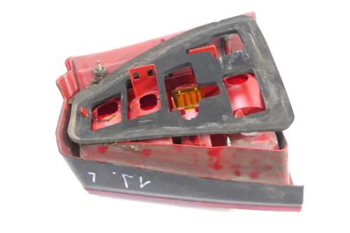 Golf 4 Variant Kombi Rücklicht hinten links Rückleuchte Lampenträger original sc (126244)