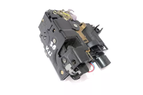 VW Golf 4 Passsat Stellmotor Tür Türschloß mit Zentralverriegelung vorne links (126282)
