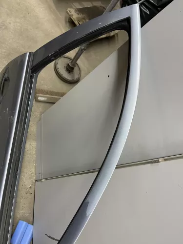 Skoda Fabia 6Y Kombi + Limousine Tür vorne rechts Beifahrertür grau blau si LF7V (126633)