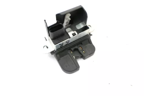 VW Polo 6R Heckschloß Schloß unten an der Heckklappe 6R0827505A /E Fanghaken