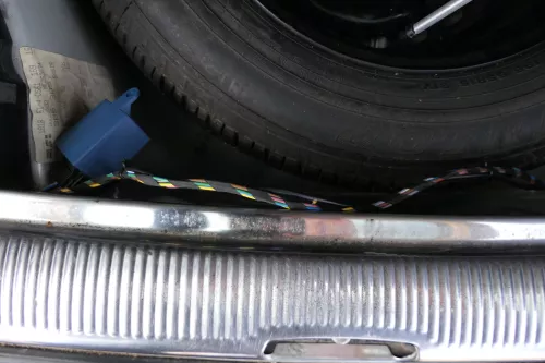 VW Passat 3B Anhängerkupplung Anhängekupplung starr feste mit Kabelbaum komplett (127729)