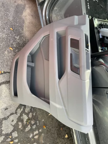 VW Crafter 2E Türverkleidung Verkleidung Tür vorne links grau Seitenverkleidung (128111)