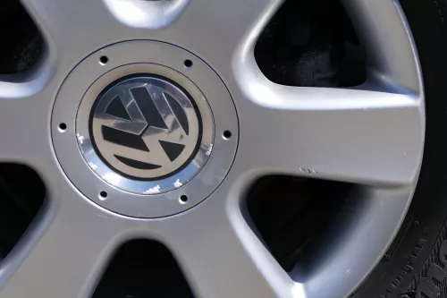 VW Golf 5 Touran Alufelgen Winterreifen M&S Reifen Felgen 205/55 R16 91H - 3-4mm (128329)